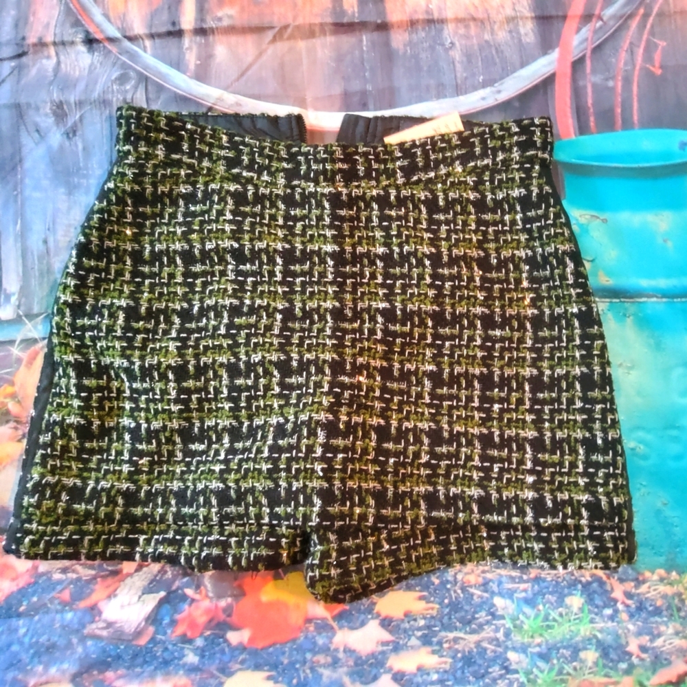 Skirt with short